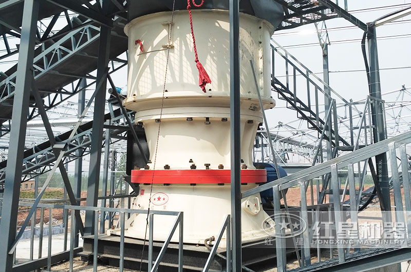 海綠石圓錐破碎機作業(yè)現(xiàn)場1 海綠石圓錐破碎機作業(yè)現(xiàn)場1