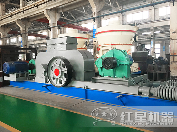 四輥破碎機效能高作業、噪音小 四輥破碎機效能高作業、噪音小