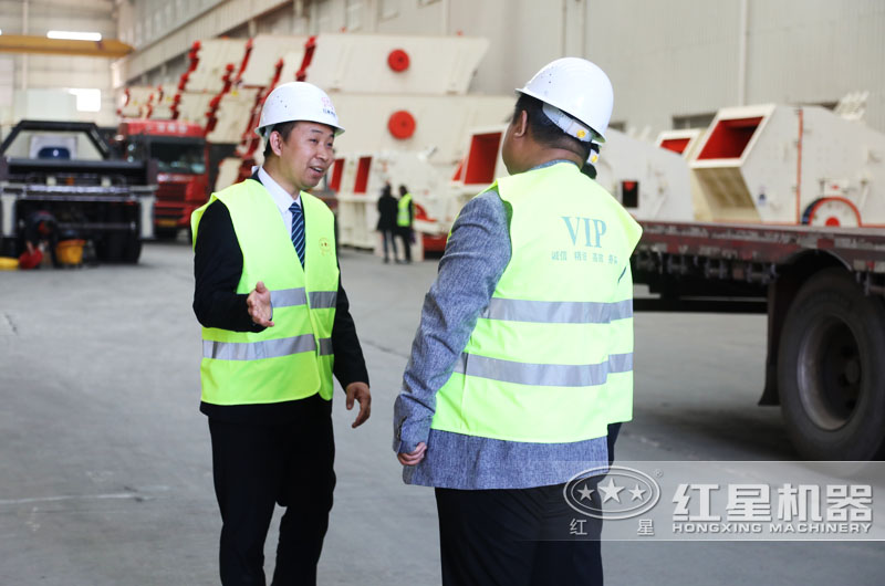 紅星廠區(qū)提供參觀并免費咨詢服務