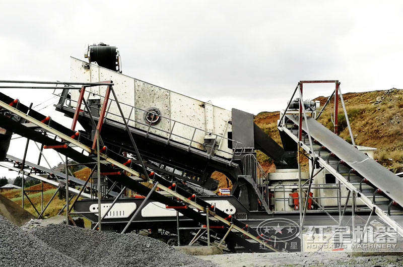 移動(dòng)鄂破+移動(dòng)圓錐:石頭制成砂生產(chǎn)線 移動(dòng)鄂破+移動(dòng)圓錐:石頭制成砂生產(chǎn)線