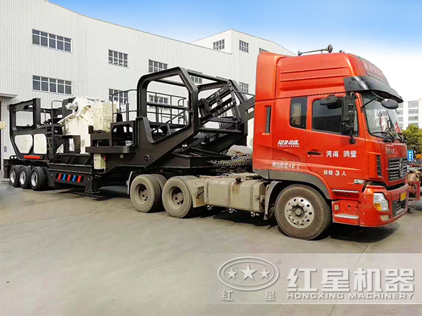 移動碎石機發(fā)貨圖 移動碎石機發(fā)貨圖