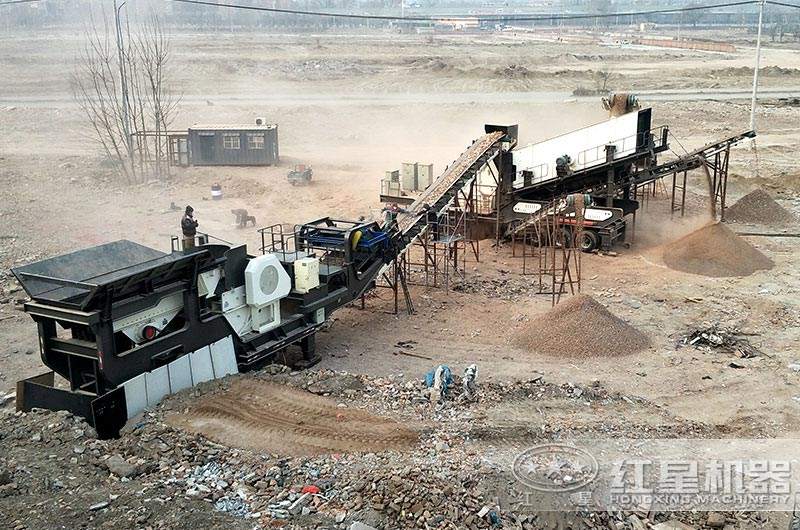 兩臺作業的建筑垃圾破碎站 兩臺作業的建筑垃圾破碎站