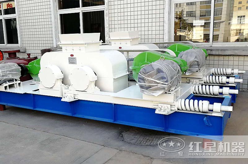 對(duì)輥式煤炭破碎機(jī)圖片 對(duì)輥式煤炭破碎機(jī)圖片