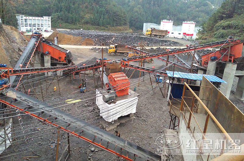 貴州客戶細(xì)碎機(jī)生產(chǎn)現(xiàn)場圖片 貴州客戶細(xì)碎機(jī)生產(chǎn)現(xiàn)場圖片