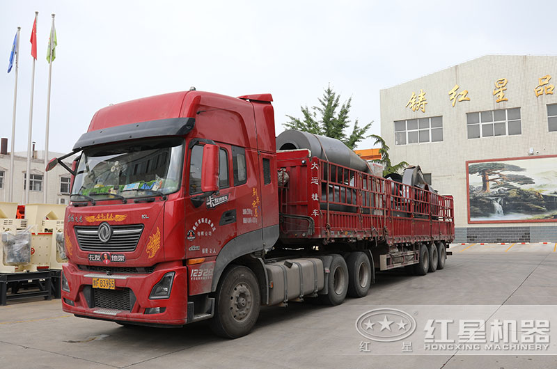 磨粉機設備發(fā)貨中 磨粉機設備發(fā)貨中