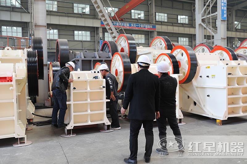 客戶來廠參觀，近距離了解設(shè)備