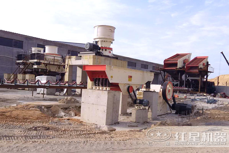 大型河卵石制砂線現(xiàn)場 大型河卵石制砂線現(xiàn)場