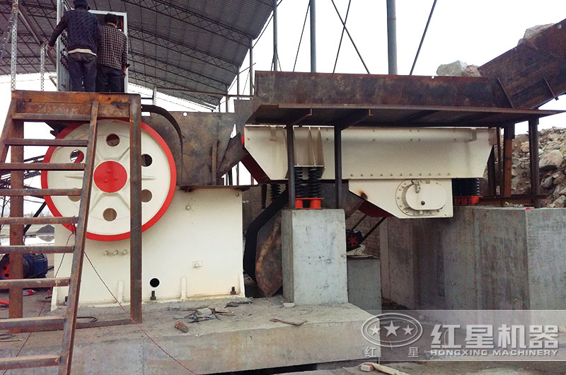 1200x1500鄂破機工作現(xiàn)場圖片 1200x1500鄂破機工作現(xiàn)場圖片