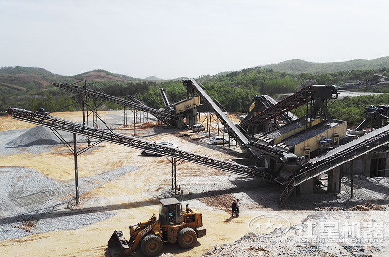 碎石機(jī)加工生產(chǎn)現(xiàn)場(chǎng) 碎石機(jī)加工生產(chǎn)現(xiàn)場(chǎng)