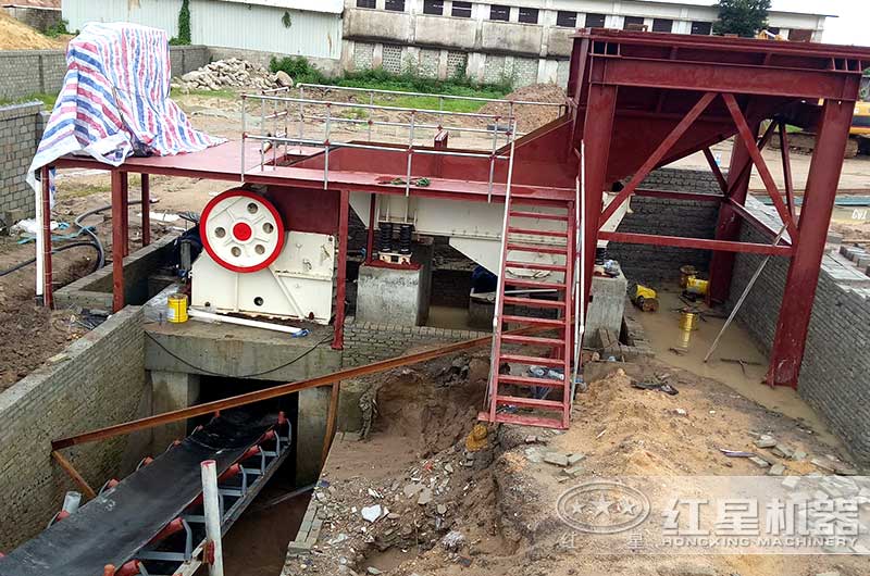 海南客戶顎式破碎機(jī)生產(chǎn)現(xiàn)場圖片 海南客戶顎式破碎機(jī)生產(chǎn)現(xiàn)場圖片