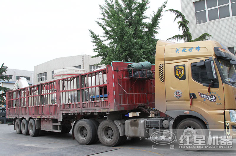 小型石頭磨粉機設備發(fā)貨 小型石頭磨粉機設備發(fā)貨