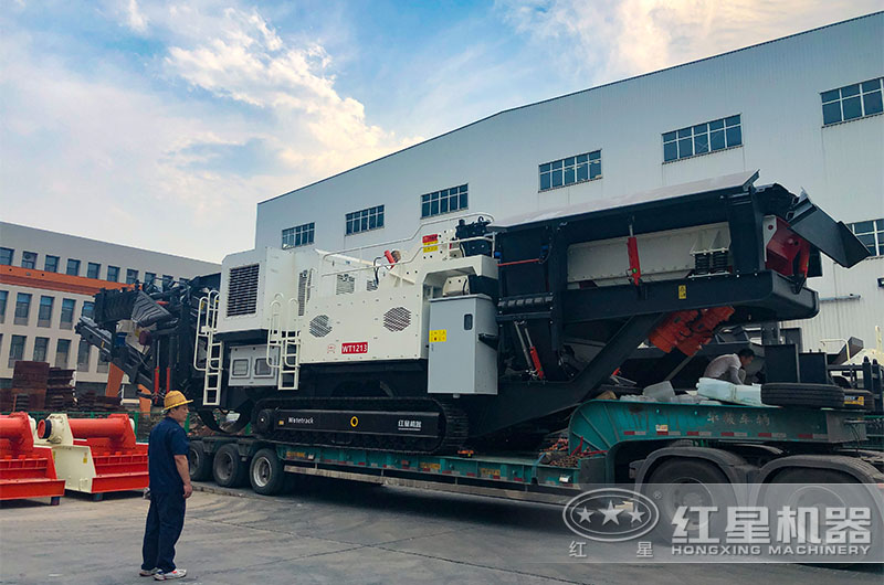 環(huán)保型移動石子破碎機發(fā)貨現(xiàn)場 環(huán)保型移動石子破碎機發(fā)貨現(xiàn)場