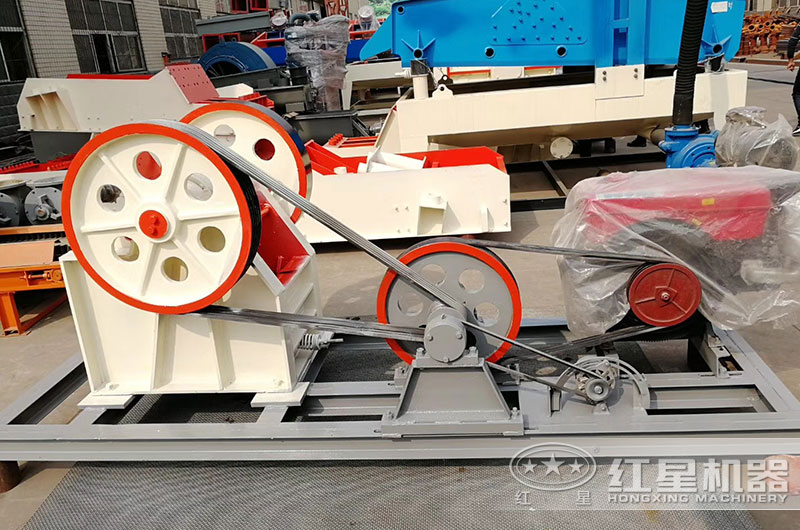 小型鄂破機(jī) 小型鄂破機(jī)