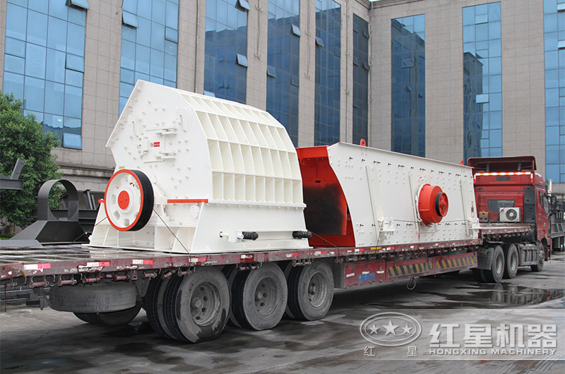 錘式破碎機發(fā)貨 錘式破碎機發(fā)貨