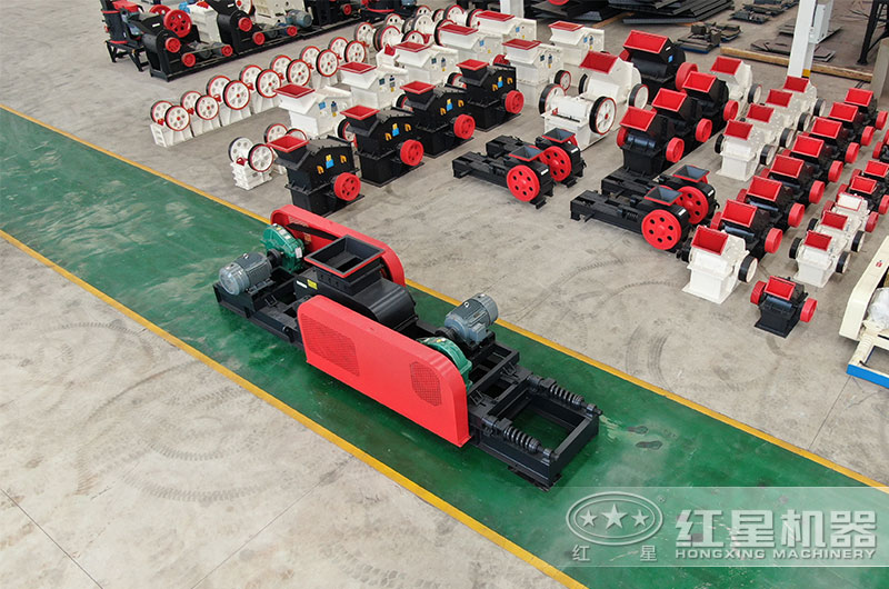 對輥制砂機(jī)展示 對輥制砂機(jī)展示