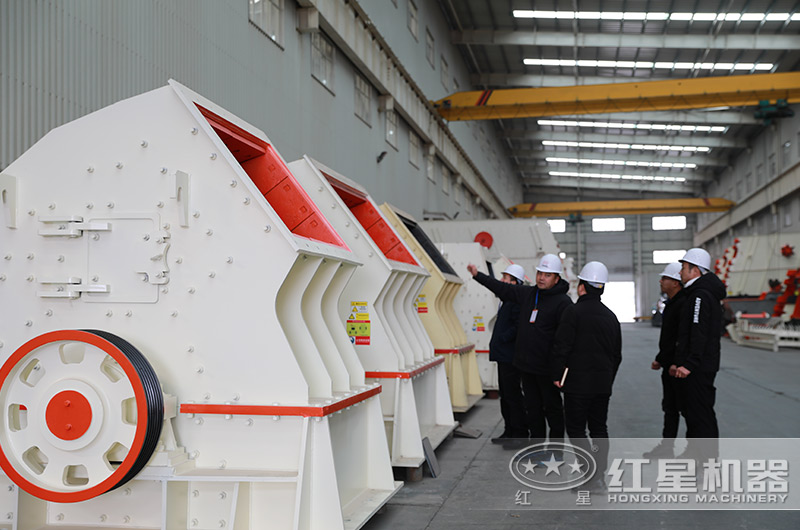 客戶(hù)來(lái)廠考察煤炭破碎設(shè)備 客戶(hù)來(lái)廠考察煤炭破碎設(shè)備